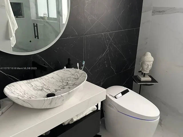 13835 S Biscayne River Rd, Miami FL 33161