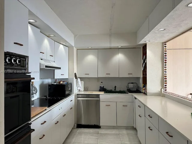 11111 N Biscayne Blvd # 12F, North Miami Beach FL 33181