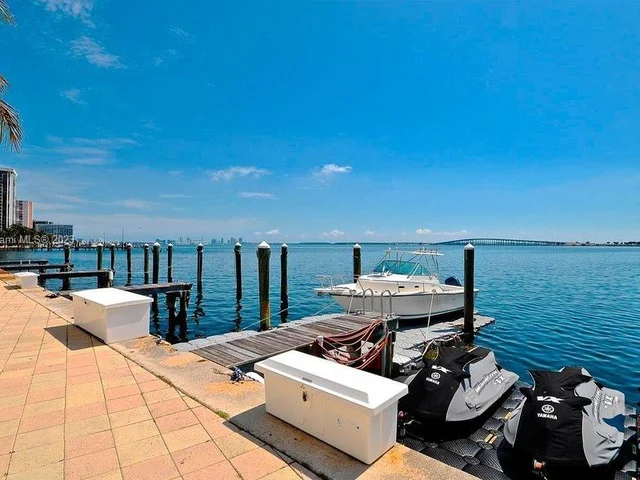 2101 Brickell Ave # 1804, Miami FL 33129