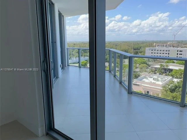 17301 Biscayne Blvd # 1108, North Miami Beach FL 33160
