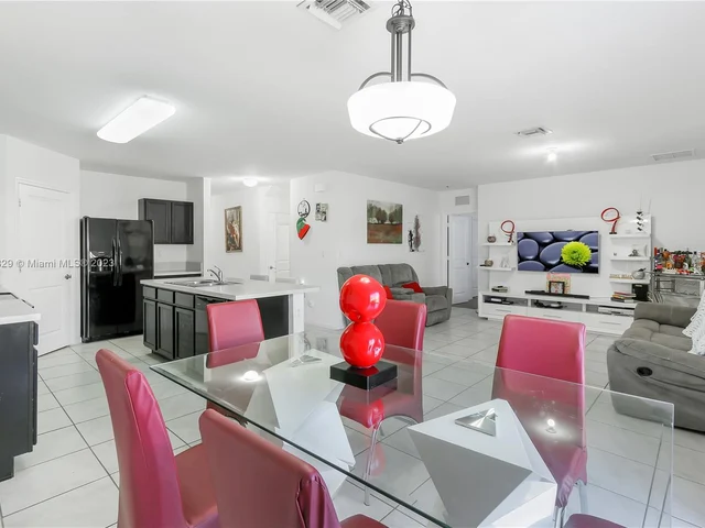 30730 SW 158th Path, Homestead FL 33033