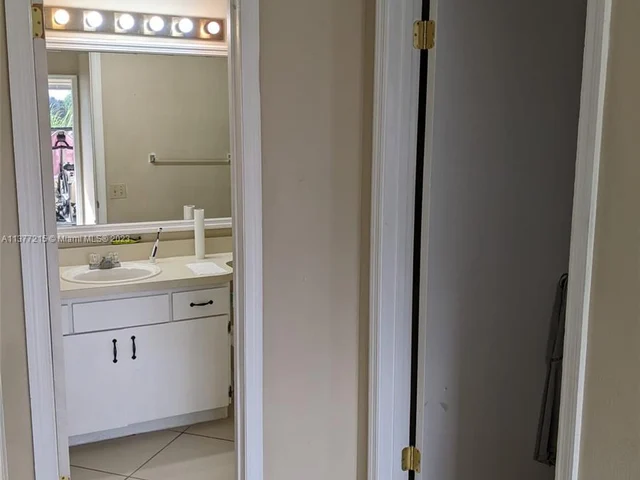 2311 N Congress Ave # 31, Boynton Beach FL 33426