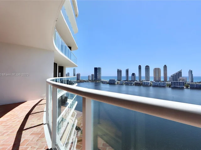 4000 ISLAND BL # 2701, Aventura FL 33160