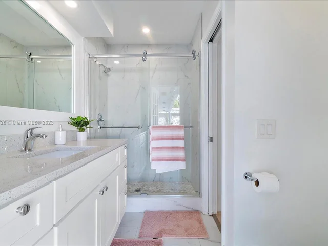 6201 NE 22nd Ave, Fort Lauderdale FL 33308