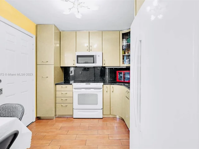 3551 NE 169 ST # A, North Miami Beach FL 33160