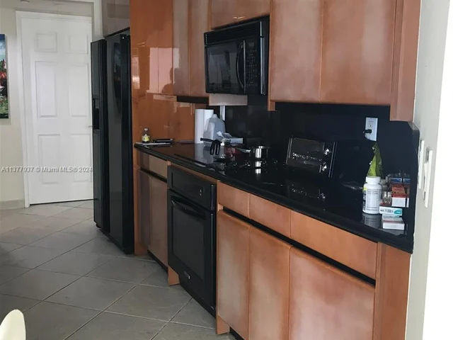 18671 Collins Ave # 604, Sunny Isles Beach FL 33160