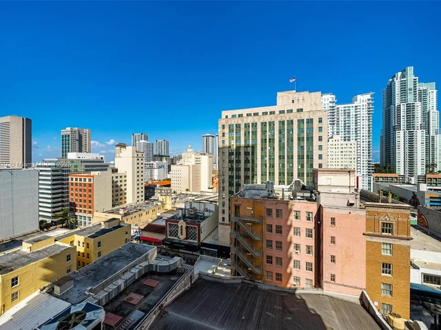 151 SE 1st St # 1404, Miami FL 33131