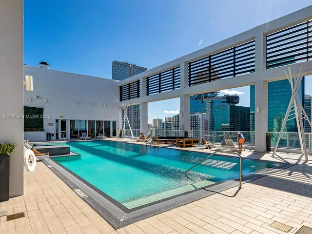 151 SE 1st St # 1404, Miami FL 33131