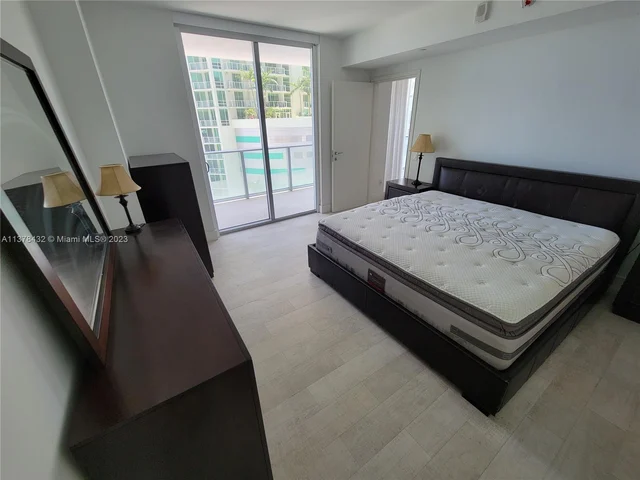 1300 BRICKELL BAY DR # 804, Miami FL 33131