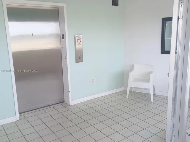 1750 NE 191st St # 1, Miami FL 33179