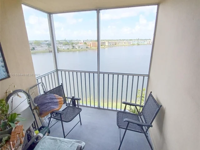 1750 NE 191st St # 1, Miami FL 33179