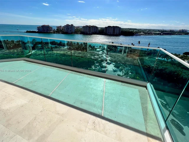 300 S Pointe Dr # 1901, Miami Beach FL 33139