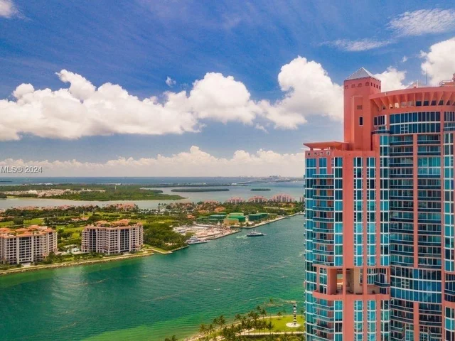 300 S Pointe Dr # 1901, Miami Beach FL 33139