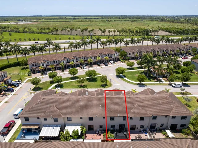 11425 SW 253rd St # 11425, Homestead FL 33032