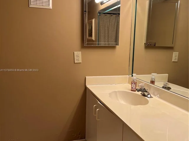 2602 NW 103rd Ave # 309, Sunrise FL 33322