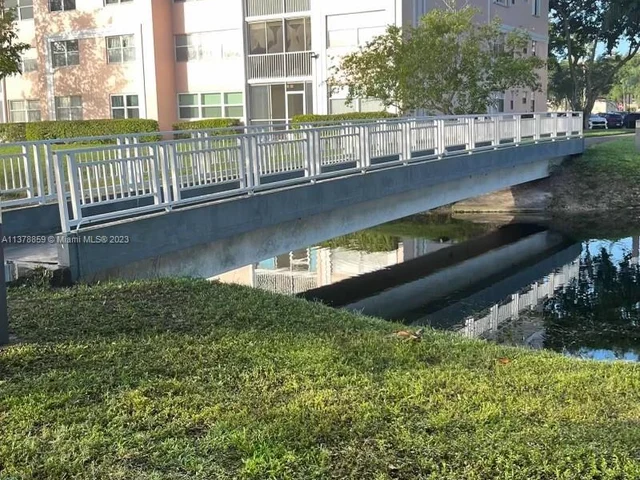 2602 NW 103rd Ave # 309, Sunrise FL 33322