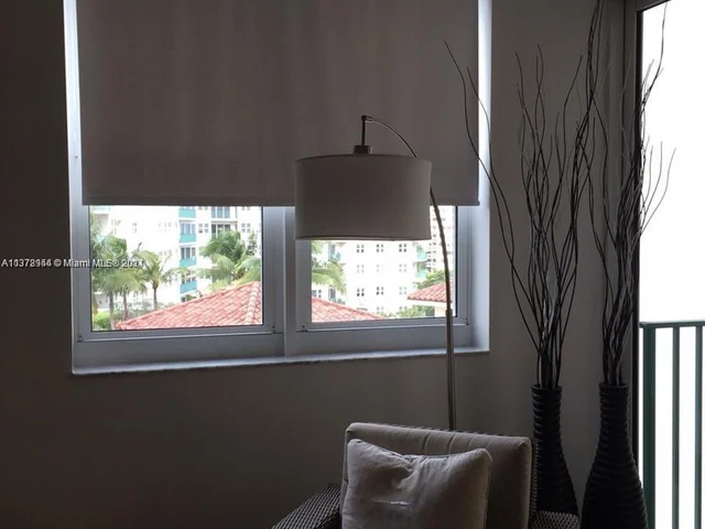 19900 E Country Club Dr # 718, Aventura FL 33180