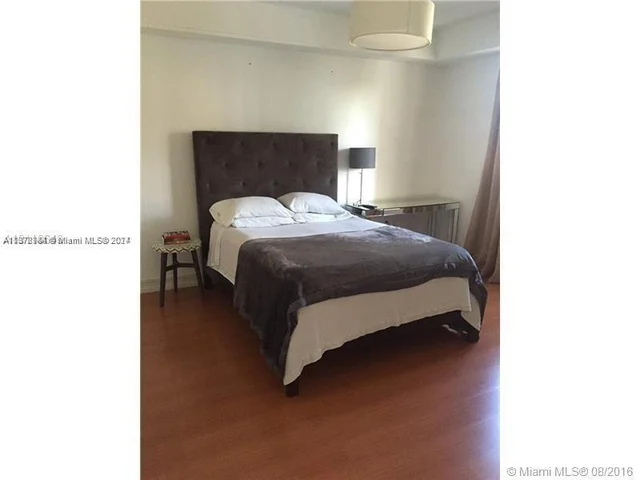 19900 E Country Club Dr # 718, Aventura FL 33180