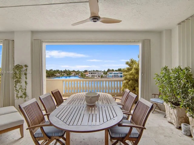 20165 NE 39th Pl # 303, Aventura FL 33180