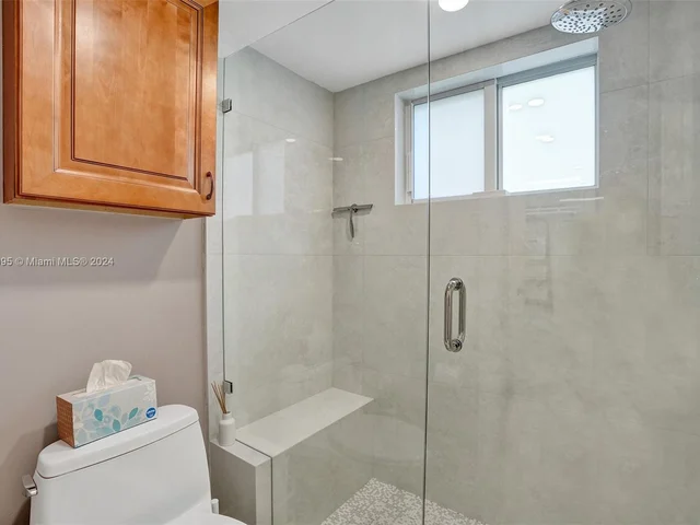 2141 NE 68th St # 108, Fort Lauderdale FL 33308