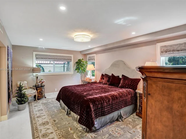 2141 NE 68th St # 108, Fort Lauderdale FL 33308