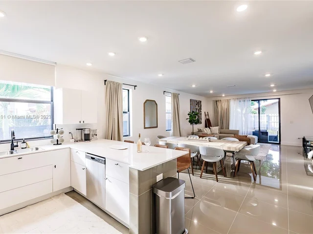 3645 SW 3rd St, Miami FL 33135