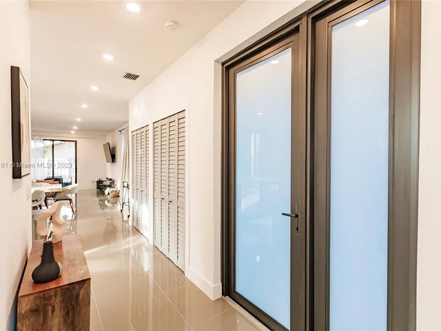 3645 SW 3rd St, Miami FL 33135