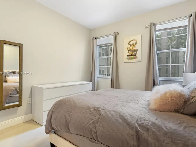 533 NE 3rd Ave # 229, Fort Lauderdale FL 33301