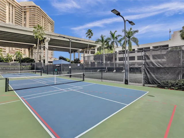 3500 Mystic Pointe Dr # 2605, Aventura FL 33180