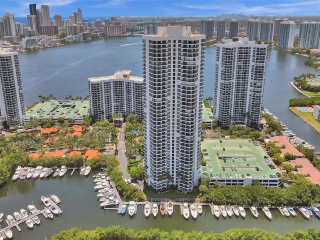 3500 Mystic Pointe Dr # 2605, Aventura FL 33180