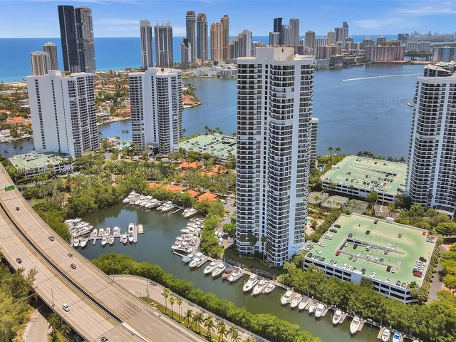 3500 Mystic Pointe Dr # 2605, Aventura FL 33180