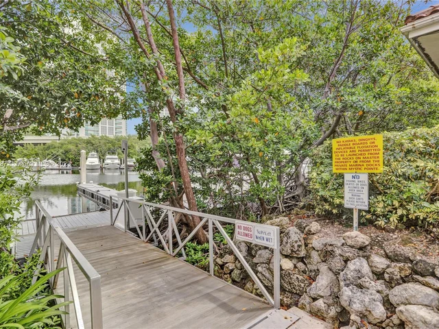 3500 Mystic Pointe Dr # 2605, Aventura FL 33180