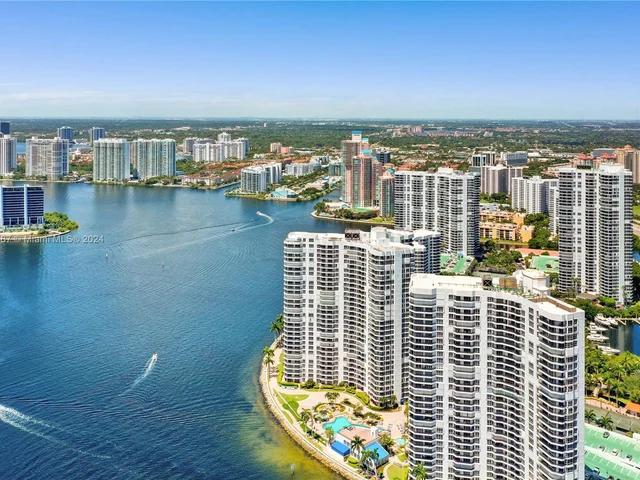 3500 Mystic Pointe Dr # 2605, Aventura FL 33180