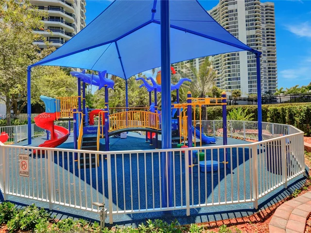 3500 Mystic Pointe Dr # 2605, Aventura FL 33180