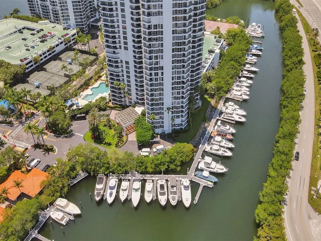 3500 Mystic Pointe Dr # 2605, Aventura FL 33180