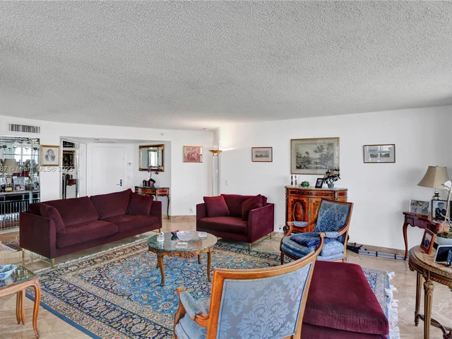 3500 Mystic Pointe Dr # 2605, Aventura FL 33180