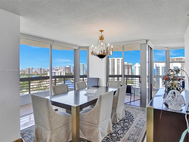 3500 Mystic Pointe Dr # 2605, Aventura FL 33180