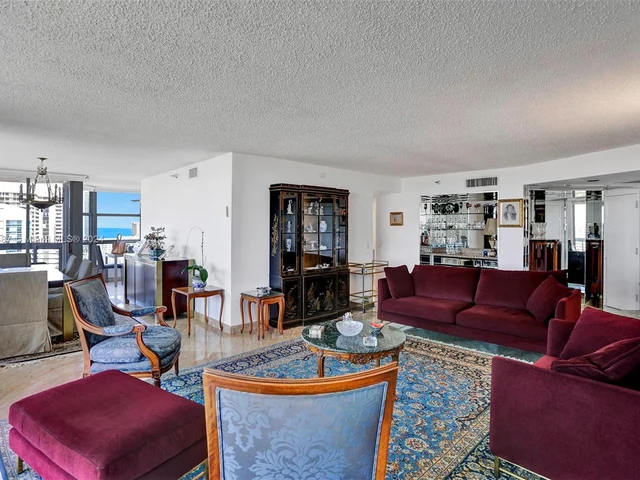 3500 Mystic Pointe Dr # 2605, Aventura FL 33180