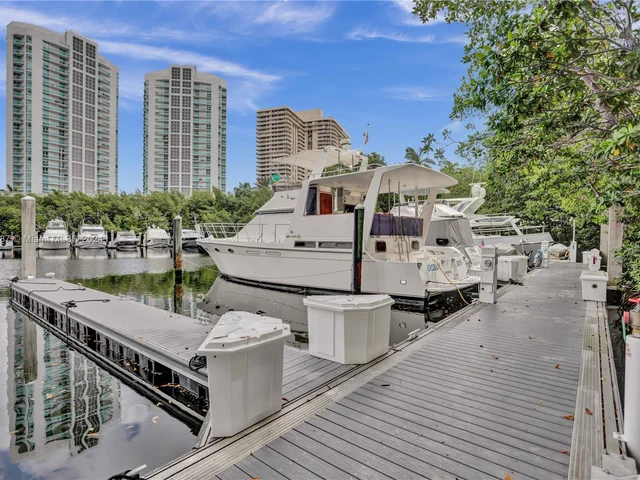 3500 Mystic Pointe Dr # 2605, Aventura FL 33180