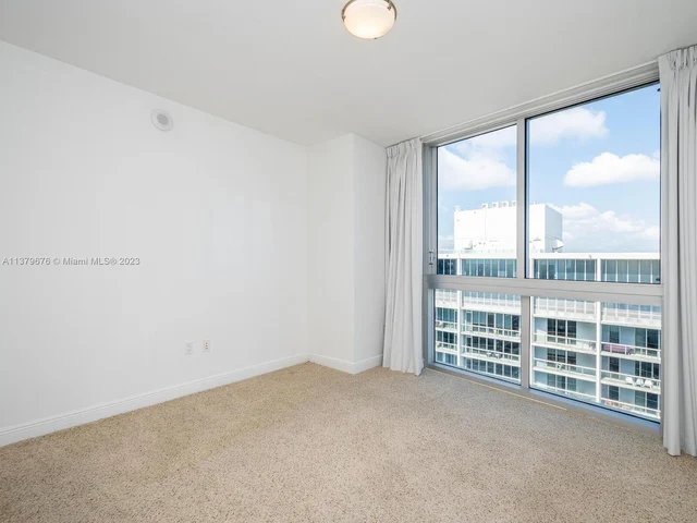 475 Brickell Ave # 5115, Miami FL 33131