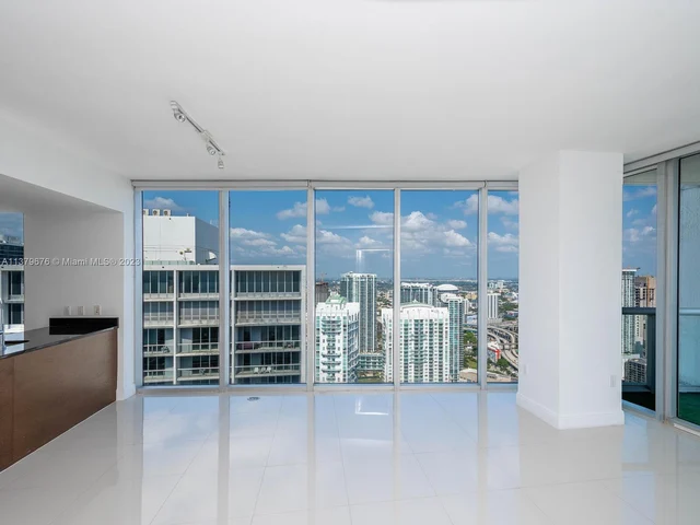 475 Brickell Ave # 5115, Miami FL 33131