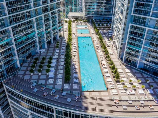 475 Brickell Ave # 5115, Miami FL 33131