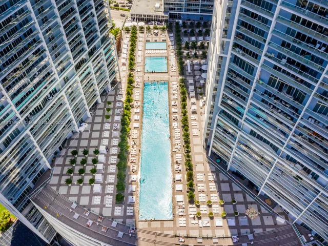 475 Brickell Ave # 5115, Miami FL 33131