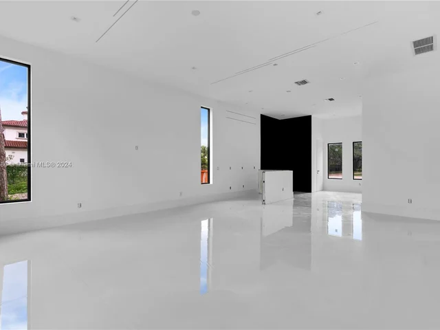 6482 NW 65th Way, Parkland FL 33067