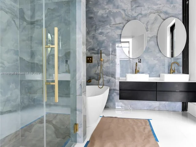 6482 NW 65th Way, Parkland FL 33067