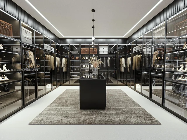 6482 NW 65th Way, Parkland FL 33067