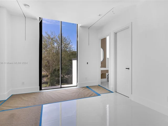 6482 NW 65th Way, Parkland FL 33067