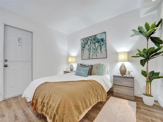 345 Virginia St # 6, Hollywood FL 33019