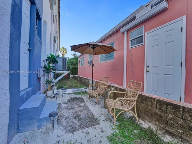 345 Virginia St # 6, Hollywood FL 33019