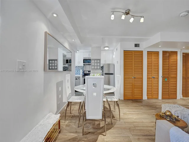 345 Virginia St # 6, Hollywood FL 33019